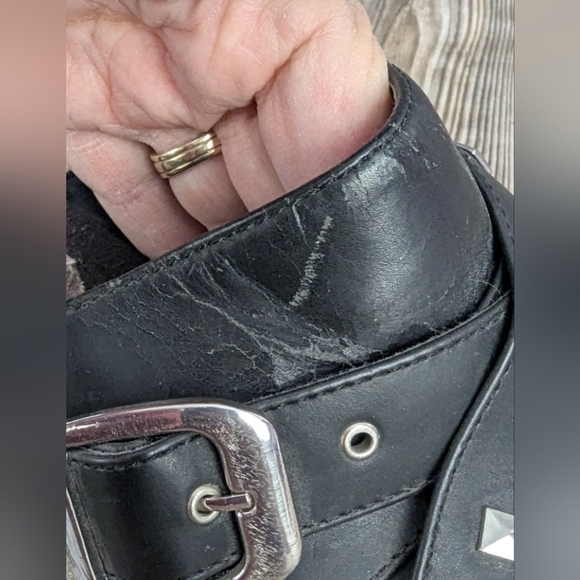 American Eagle size 10 studded black clogs in fair condition - Picture 14 of 14